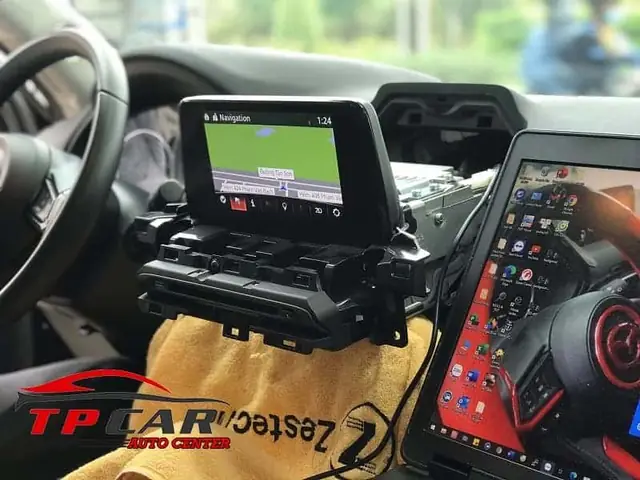 Những Tính Năng Hay Trên Mazda Connect: Nâng Tầm Trải Nghiệm Lái Xe