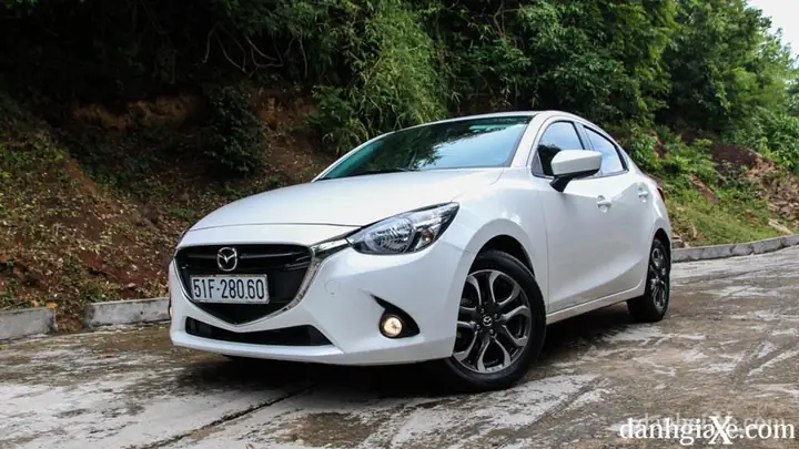 Nissan Sunny Và Mazda 2: Cuộc Đối Đầu Xe Sedan Cỡ Nhỏ Đáng Cân Nhắc