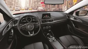 Khám Phá Nội Thất Bên Trong Xe Mazda 3: Nâng Tầm Trải Nghiệm Lái