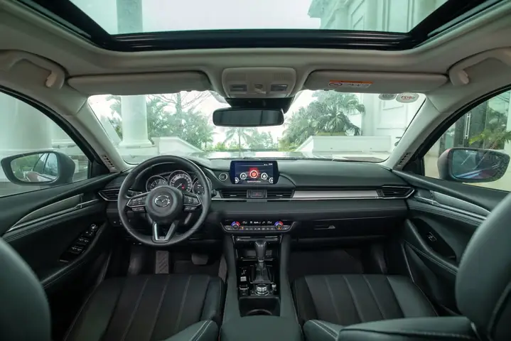 Nội Thất Mazda 6: Tất Cả Bạn Cần Biết Về Thiết Kế, Chất Lượng Và Công Nghệ