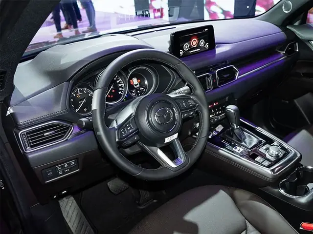 Khám Phá Nội Thất Mazda Cx-8 Sang Trọng Cho Gia Đình