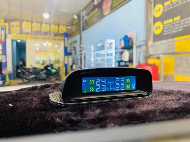 Nút Sét Áp Suất Lốp Mazda 3: Hiểu Rõ, Sử Dụng Đúng & Bảo Vệ Xe An Toàn