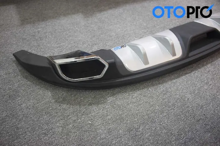 Hướng Dẫn Lắp Ốp Pô Thể Thao Cho Mazda 3 – Tự Tin Nâng Cấp Xe