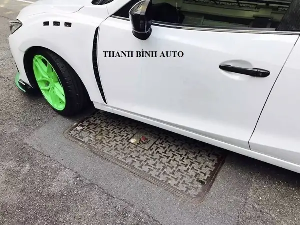 Lựa Chọn Ốp Mang Cá Cho Mazda: Hướng Dẫn Chi Tiết Từ Kiểu Dáng Tới Lắp Đặt