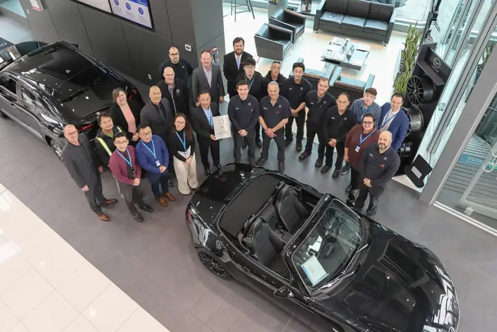 Openroad Mazda Staff: Đánh Giá Toàn Diện Đội Ngũ Nhân Viên