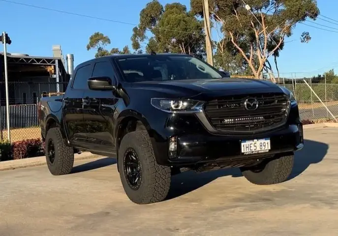 Phụ Kiện Mazda Bt50: Nâng Cấp Nội Ngoại Thất Toàn Diện