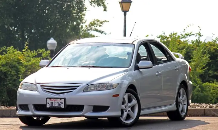 Mua Bán Mazda 6 2004 Cũ: Giá Rẻ, Đánh Giá & Lựa Chọn