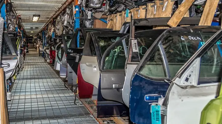 Phân Tích Và Đánh Giá Hệ Thống Kết Nối Phụ Tùng Trên Xe Mazda