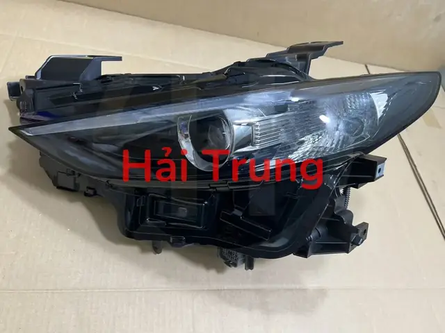 Phân Biệt Đèn Mazda Xịn: Hướng Dẫn Chi Tiết Để Tránh Mua Phải Hàng Giả, Hàng Kém Chất Lượng