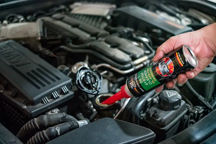 Phụ Gia Làm Sạch Động Cơ Mazda: Công Dụng, Lợi Ích Và Cách Chọn Lựa Thông Minh