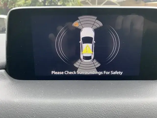Xin Hãy Kiểm Tra Xung Quanh Để Đảm Bảo An Toàn Khi Sử Dụng Mazda