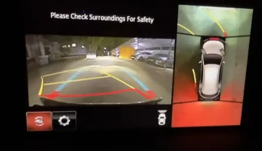 Xin Hãy Kiểm Tra Xung Quanh Để Đảm Bảo An Toàn Khi Sử Dụng Mazda