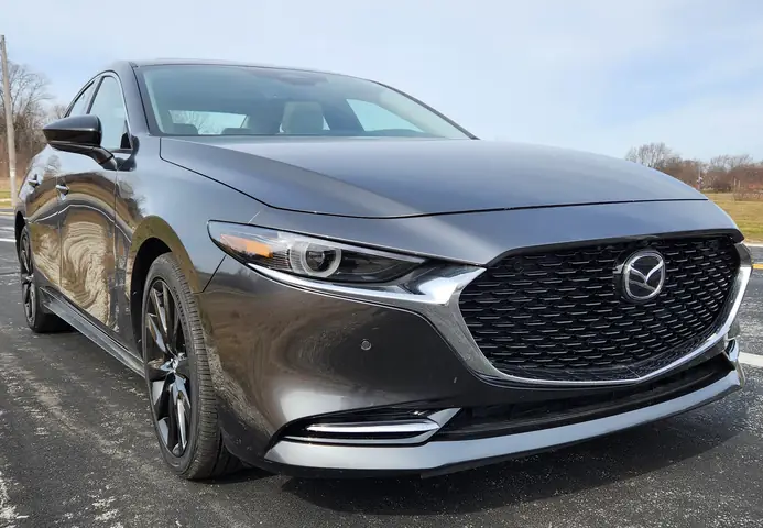 Gói Thiết Bị Cao Cấp Mazda 3: Nâng Tầm Trải Nghiệm Lái Xe