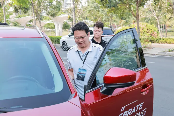 Quy Trình Thử Xe Mazda Của Thaco: Hướng Dẫn Chi Tiết Cho Người Mua