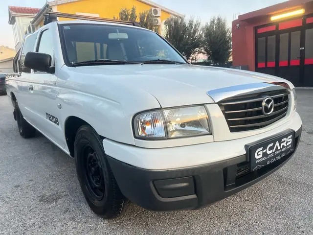 Mua Mazda B2500: Hướng Dẫn Chọn Xe Pickup Đáng Tin Cậy