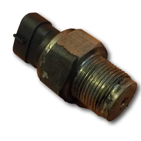 Cảm Biến Áp Suất Ray Trên Động Cơ Mazda: Chức Năng, Dấu Hiệu Lỗi & Cách Khắc Phục