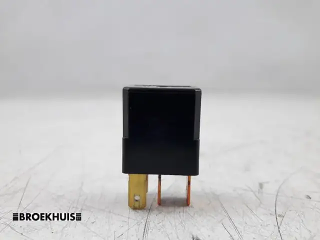 Relay Mazda 6: Top 5 Bộ Rơ-le Quan Trọng Nhất & Hướng Dẫn Thay Thế