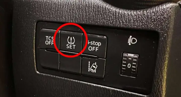 Hướng Dẫn Chi Tiết Cách Reset Đèn Báo Áp Suất Lốp Mazda 3