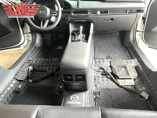 Sàn Xe Mazda Làm Bằng Gì? Khám Phá Chất Liệu Và Công Nghệ Tạo Nên Độ Bền