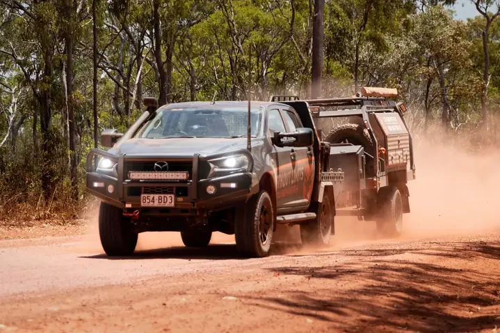 Hướng Dẫn Chi Tiết Cách Lắp Đặt Loa Sub Bass Cho Mazda Bt50