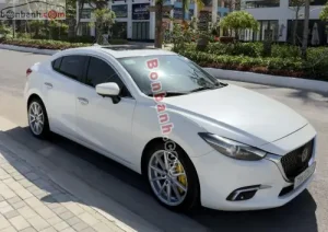 Đánh Giá Chi Tiết Xe Mazda 3: Từ Thiết Kế Đến Trải Nghiệm Lái