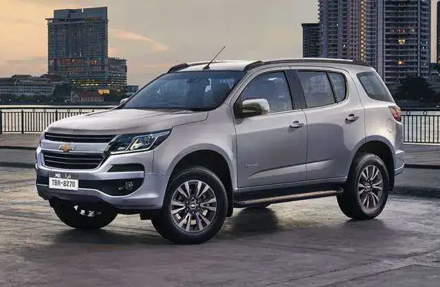So Sánh Chevrolet Trailblazer Và Mazda Cx-5: Lựa Chọn Nào Phù Hợp Cho Gia Đình Việt?