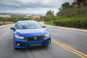 So Sánh Honda Civic 2017 Và Mazda 3: Đâu Là Lựa Chọn Phù Hợp?