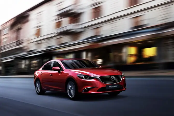 So Sánh Mazda 6 Và Honda Civic – Lựa Chọn Sedan Hạng D Vs C