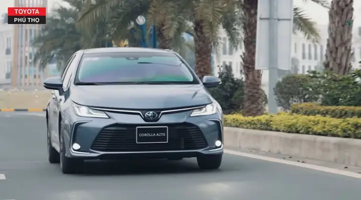 So Sánh Mazda 3s Và Toyota Altis: Đâu Là Lựa Chọn Phù Hợp Cho Bạn?