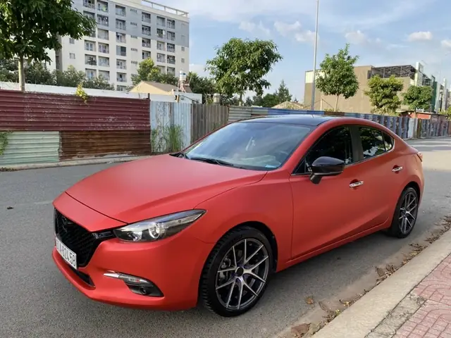 Sơn Đổi Màu Mazda 3 Giá Bao Nhiêu? Cập Nhật Mới Nhất & Lưu Ý Quan Trọng
