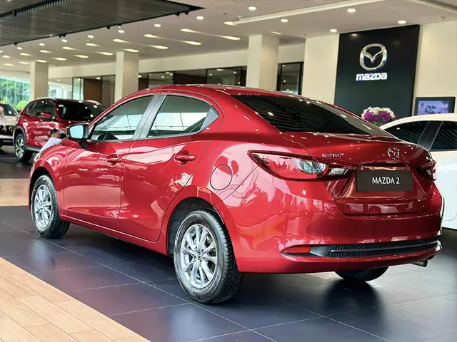 Khám Phá Mazda2: Đánh Giá Chi Tiết, Giá Và Ưu Đãi Cho Người Mua