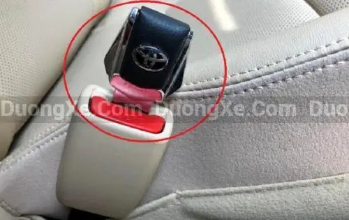 Tắt Âm Thanh Cảnh Báo Dây An Toàn Mazda: Hướng Dẫn Chi Tiết Cho Người Lái