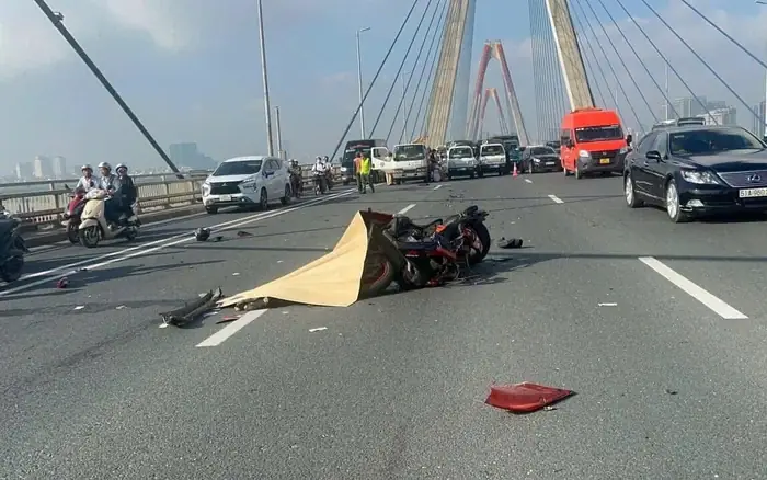 Tai Nạn Mazda Cầu Nhật Tân: Cập Nhật Thông Tin Và Nguyên Nhân