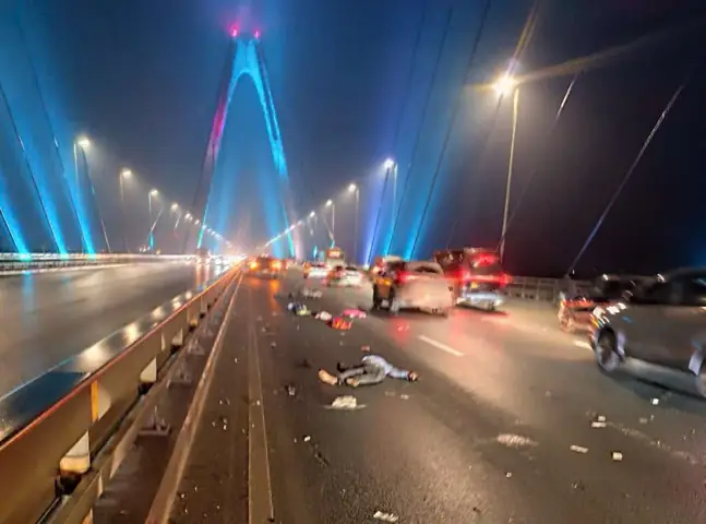 Tai Nạn Mazda Cầu Nhật Tân: Cập Nhật Thông Tin Và Nguyên Nhân