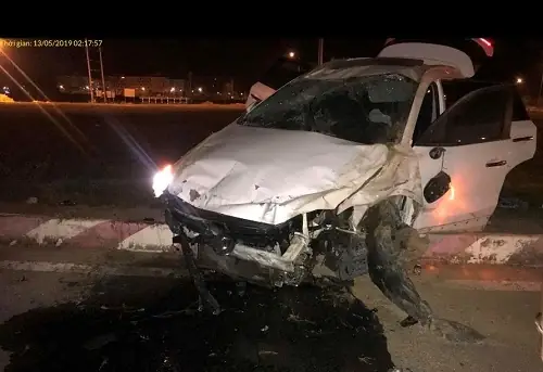 Tai Nạn Ô Tô Mazda Ở Huế: Tổng Hợp Thông Tin, Nguyên Nhân Và Cách Xử Lý Ban Đầu