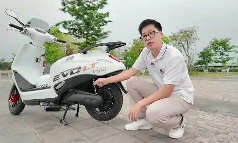 Tại Sao Mazda Hatchback Có Thể Đắt Hơn Phiên Bản Sedan?