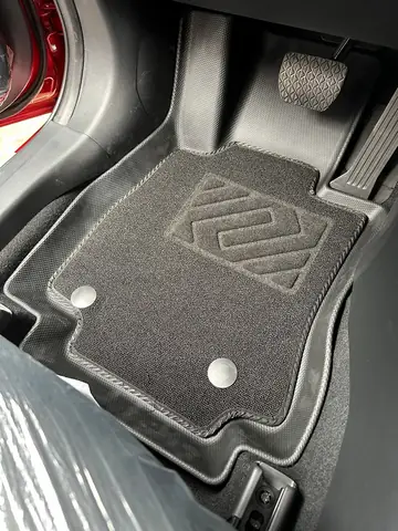 Tấm Lót Sàn Nhựa Mazda 2: Giải Pháp Bảo Vệ Toàn Diện Cho Nội Thất Xe