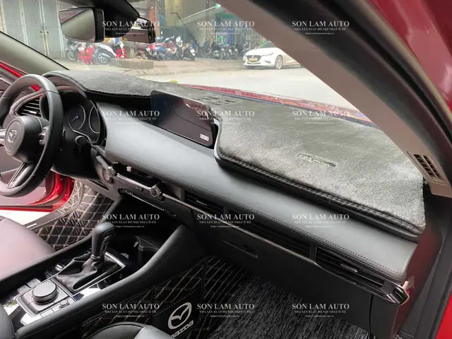 So Sánh 7 Loại Thảm Taplo Mazda 3 – Chọn Ngay Chất Liệu Phù Hợp