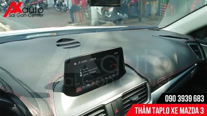 Chọn Thảm Taplo Mazda 3 Tốt Nhất: Thảm Taplo Nhung, Giá, Bảo Hành