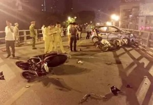 Taxi Đâm Mazda 6 Thái Hà: Diễn Biến, Nguyên Nhân Và Bài Học An Toàn