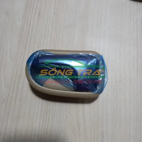 Tay Mở Cửa Mazda 323: Hướng Dẫn Chi Tiết Từ A-z Cho Người Dùng Tại Quận 7