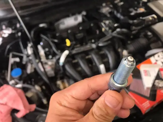 Thay Bugi Cho Mazda 2: Lựa Chọn Nào Tối Ưu, Tối Ưu Hiệu Suất Xe?