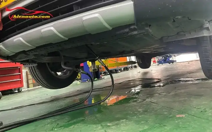 Xe Mazda 3 Cần Thay Bao Nhiêu Lít Dầu Nhớt? Hướng Dẫn Chi Tiết