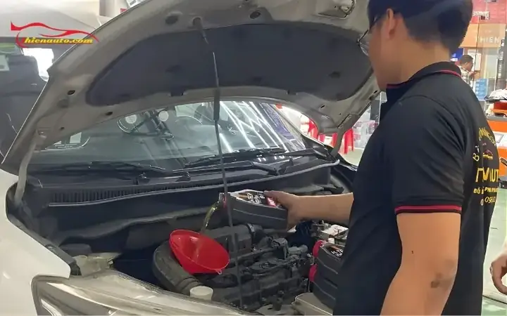 Hướng Dẫn Thay Nhớt Mazda 6: Lượng, Loại & Quy Trình Đúng Chuẩn