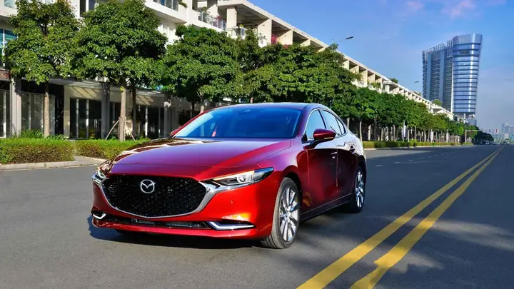 Tính Tổng Tiền Mua Mazda 3: Hướng Dẫn Chi Tiết Từ A-z