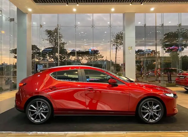 Tìm Hiểu Giá Xe Mazda 3 Trả Góp Và Cách Tính Lãi Suất
