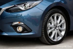 Trang Bị Trên Mazda 3 2015 2.0: Khám Phá Chi Tiết Các Tính Năng Vượt Trội