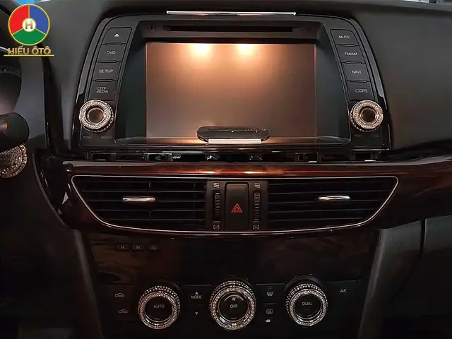 Tư Vấn Thay Dvd Mazda: Hướng Dẫn Chi Tiết Và Lựa Chọn Tối Ưu