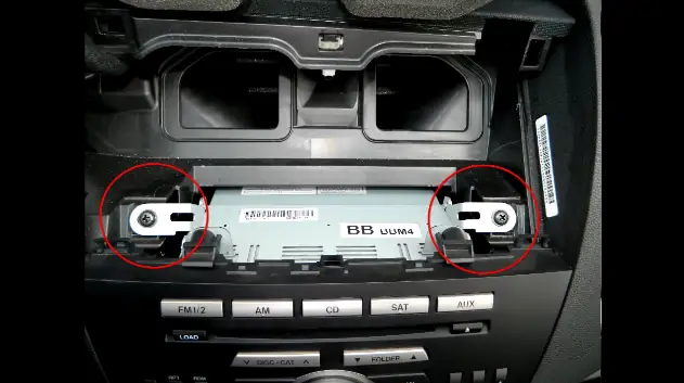 Hướng Dẫn Chi Tiết Về Việc Gỡ Cài Đặt Mazda Player Trong Xe Mazda