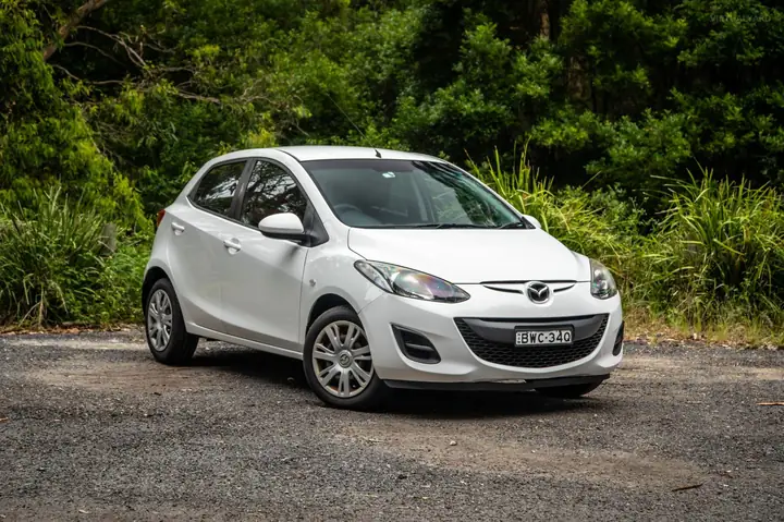 Đánh Giá Chi Tiết Mazda 2 Cũ: Xe Đô Thị Nhỏ Gọn, Tiết Kiệm Nhiên Liệu Và Đáng Cân Nhắc